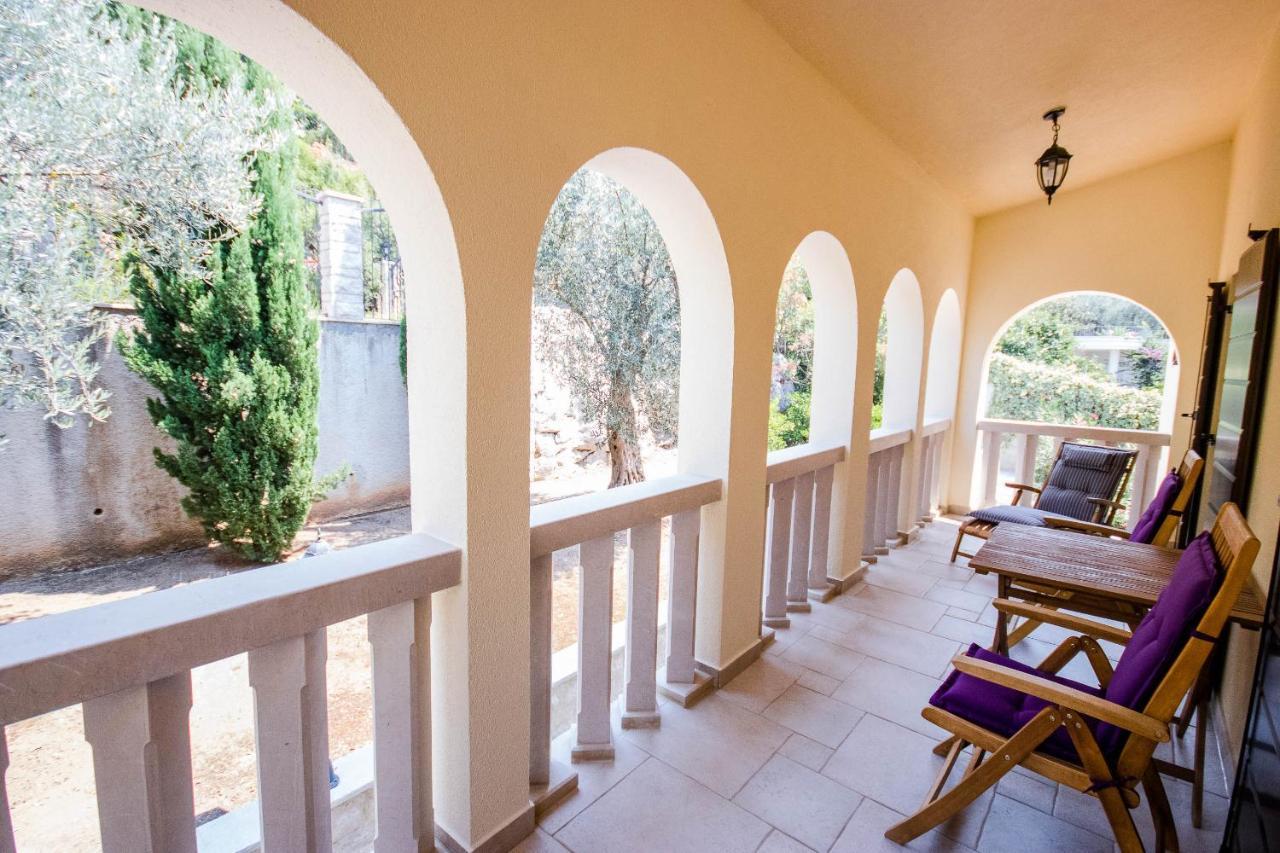 Luxury Villa Alena Utjeha-Bušat Eksteriør billede